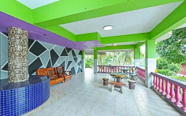 OYO 90565 Teresek View Motel