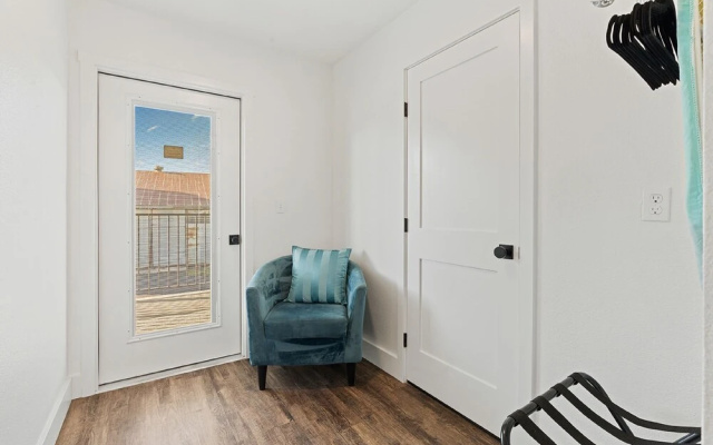 Empire Apartments By Barsala