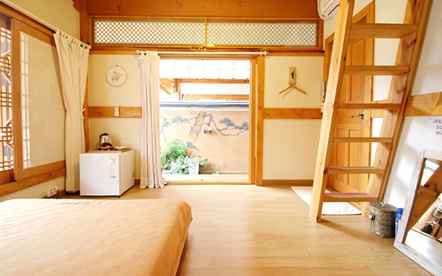 Jeonju Big Smile Pension