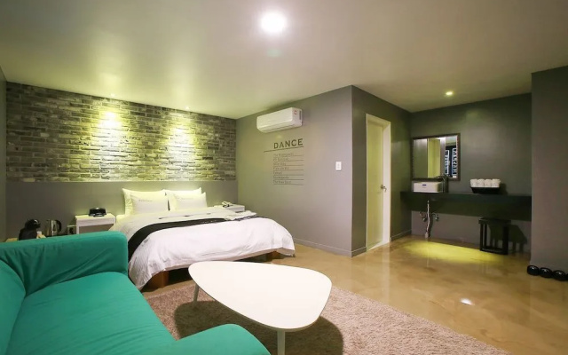 Pyeongtaek Tiffany Hotel