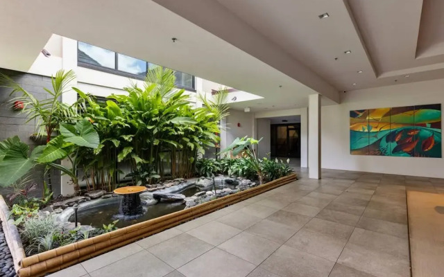 Remodeled Luxe Beachfront Escape Ocean Views AC