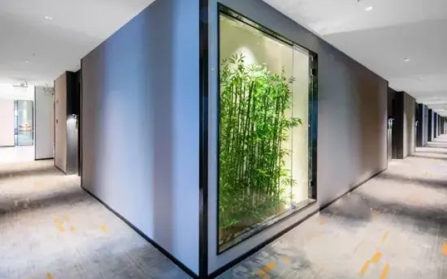 Kaimeilai Hotel (Shenzhen Futian Shangmeilin Subway Station Store)
