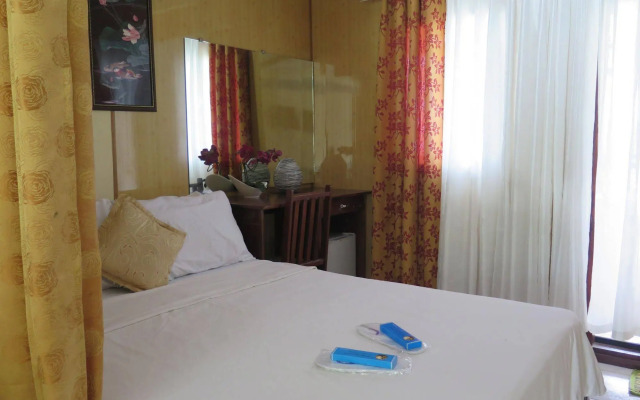Four Seasons Seaview Hotel