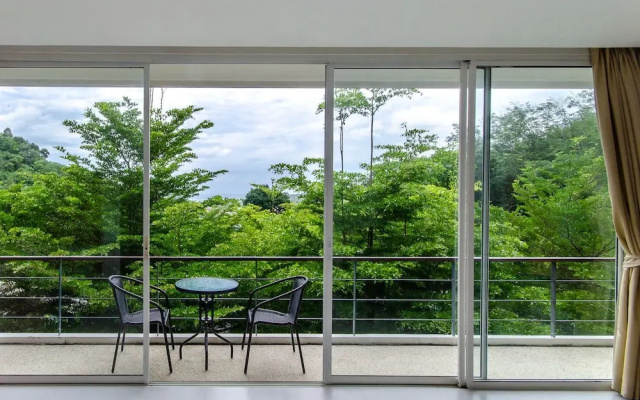 Natural Sea View 2 Bedrooms Apartment