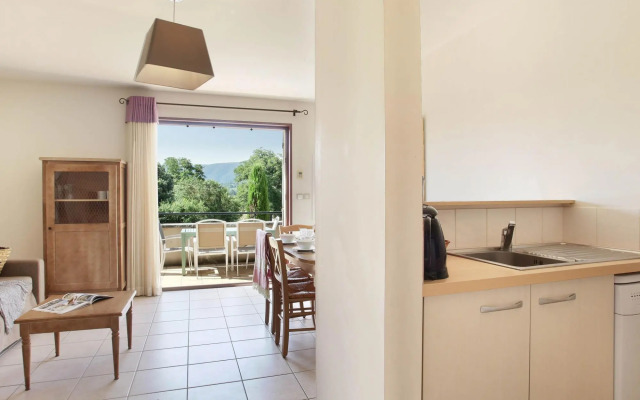 Apartment in Bonnieux Near Lavender Fields