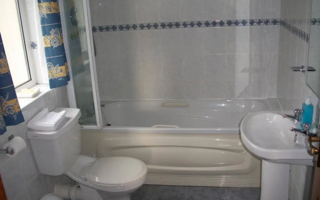 Seashore Lodge Guesthouse