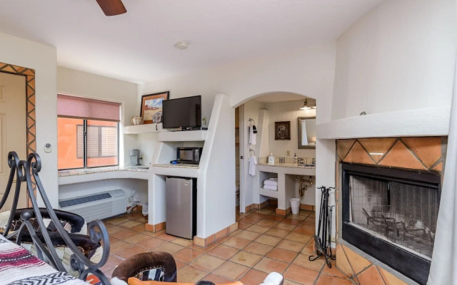 Full Circle Ranch 6 Bedroom Home