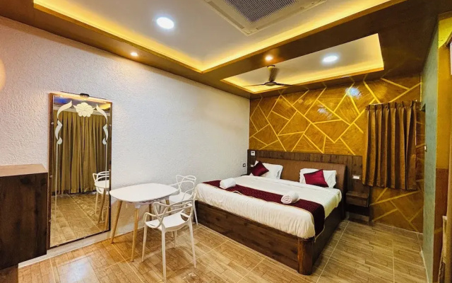 Hotel N N Palace