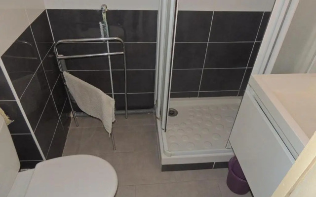 Appartement Balaruc-les-Bains, 1 pièce, 2 personnes - FR-1-571-2