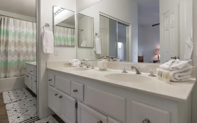 La Quinta Watering Hole Four Bedroom House