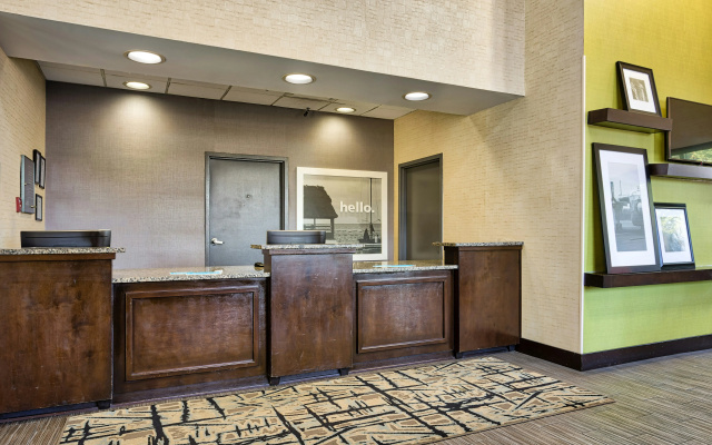 Hampton Inn Norfolk-Naval Base