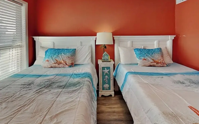 Seaside Delight by Silver Sands Vacation Rentals