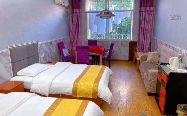 Xuanhan Qiyuan Business Hotel