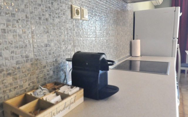 Zennova 80 Kastra Apartment