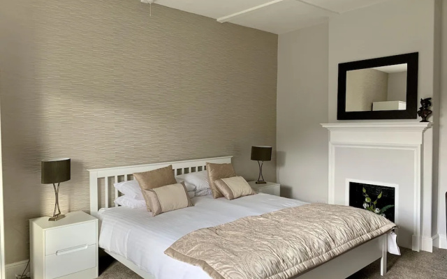 Tyn Y Fron Country House
