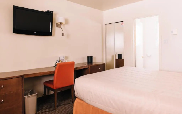 Motel Mistral