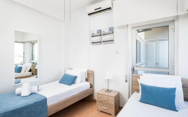 Apollon Beachfront Apartment 302