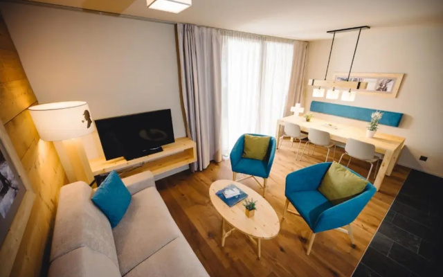 Swisspeak Resorts - Three-bedroom Apartment