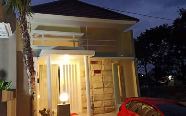 Villa Permata Aftha Batu