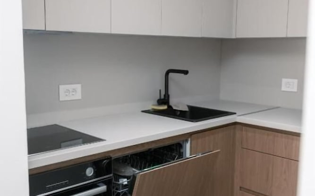 I&I Tesla Apartment's