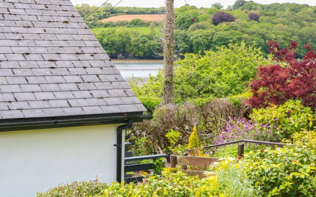 Polsue Cottage