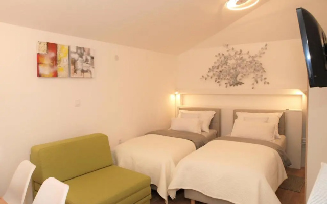 Cozy Studio Apartment Tian in Zagreb