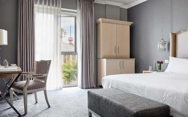Queen Victoria Hotel