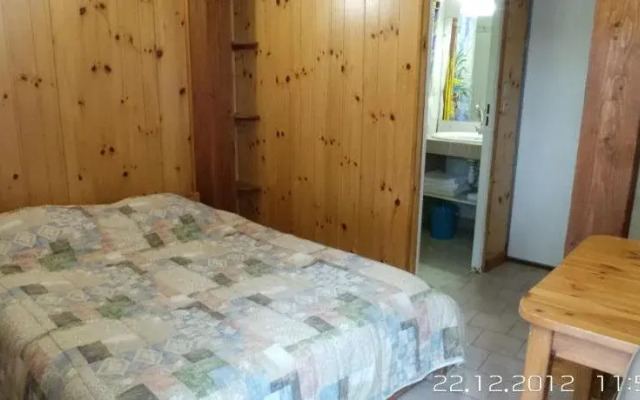 Santa Gusta Motel