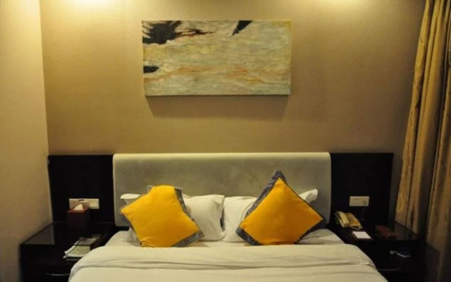 Landmark Skylight Pearl Hotel