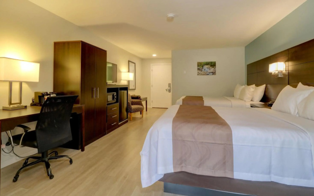 Quality Inn & Suites Lincoln I-93