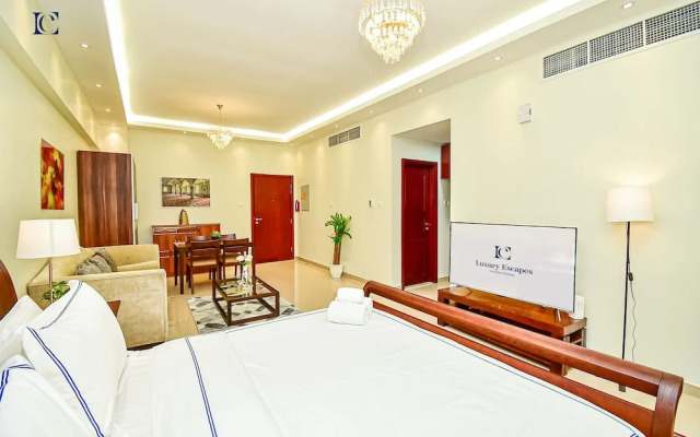 PRL Spacious studio with closed kitchen
