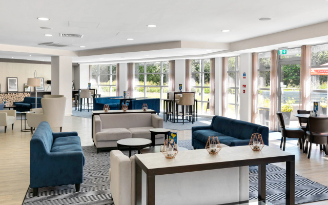 Holiday Inn Express Leigh - Sports Village by IHG