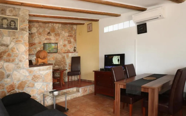 Holiday Homes Marta