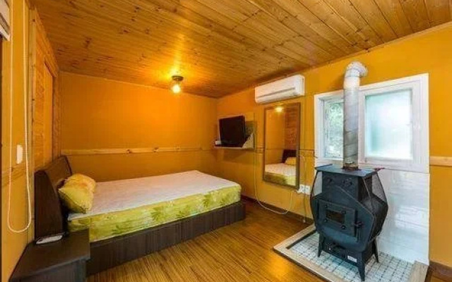 Pocheon Sanwoolteo Pet Friendly Pension
