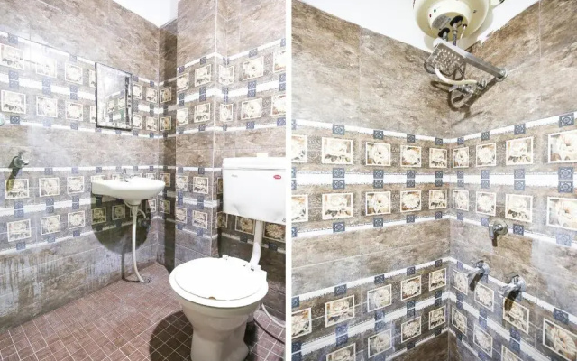 Kumar Guest House by OYO Rooms