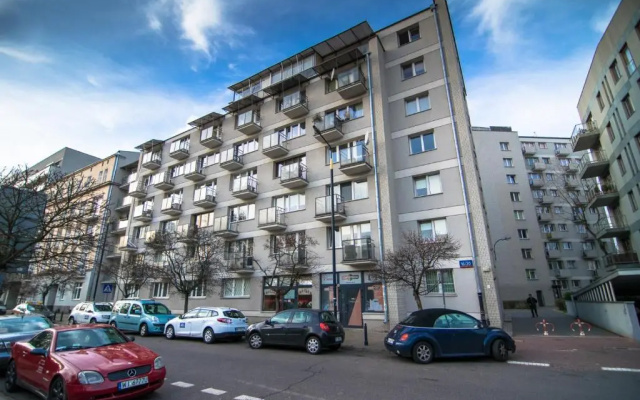 The White Apartment