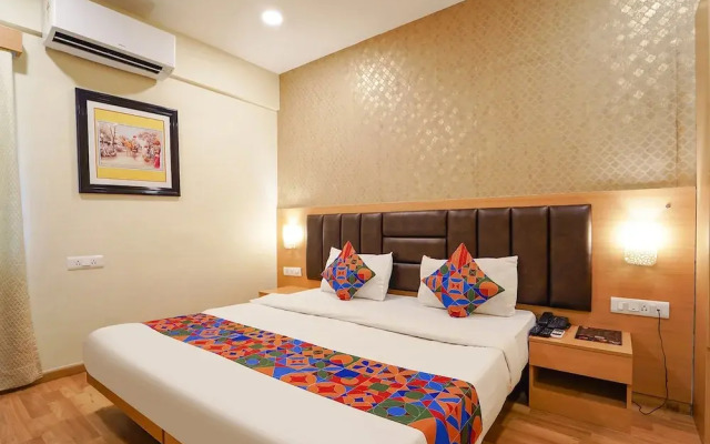 Fabhotel Tangerine Suites