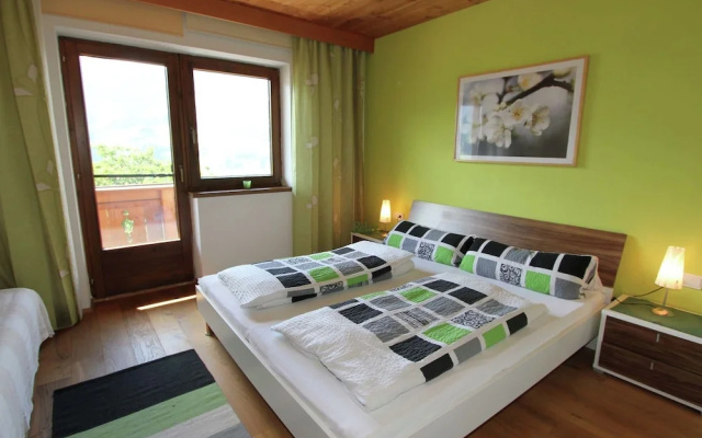 Exclusive Apartment in Hart im Zillertal With Mountain View