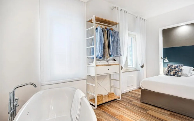 Sorrento Lux Suites - Blue