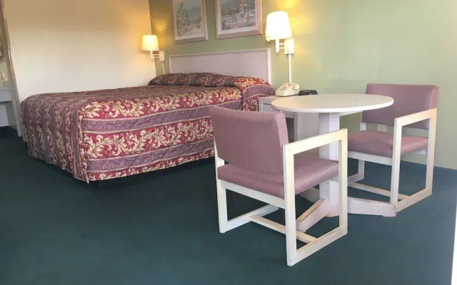 Woodstream Inn