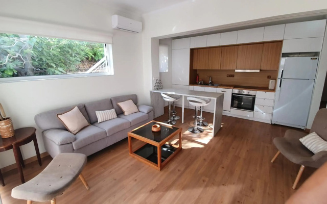 Family & Friends 4-Bedroom beach break!
