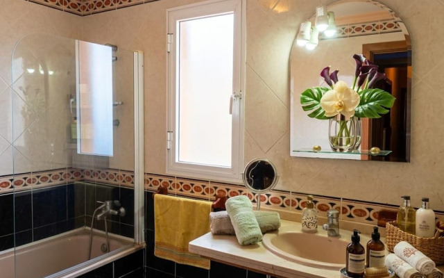 3 Bed-room & Wifi-radazul -sea View and Balcony