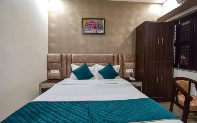 Hotel advantage inn