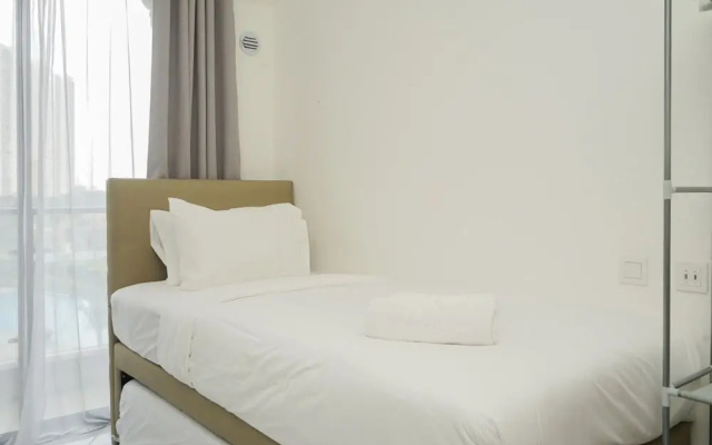 Cozy Stay and Strategic Studio at Sky House Apartment BSD