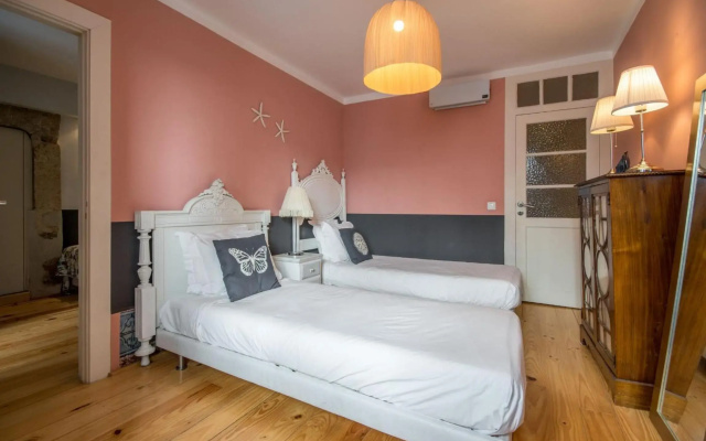 Lisbon Heart Apartments - Blue Apartment by LovelyStay