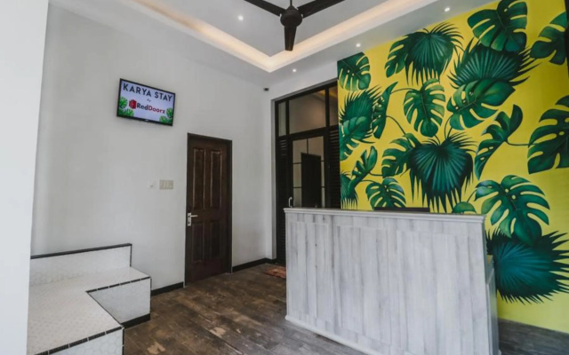 RedDoorz Plus near Mall Slipi Jaya