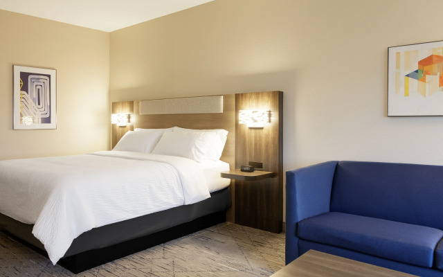 Holiday Inn Express Hotel & Suites Brookhaven by IHG