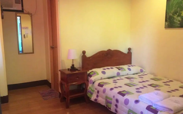 Mojica Residencia Hotel By Zuzu
