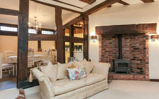 12A College Hill by Sleep Shrewsbury