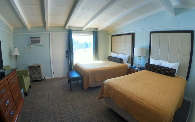 Copper Lantern Motor Lodge